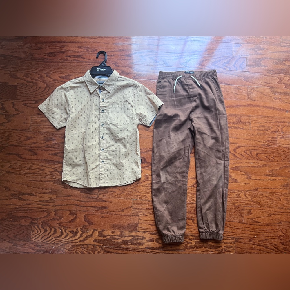Kenneth Cole Beige Printed Short Sleeve Shirt with Brown Jogger Pants